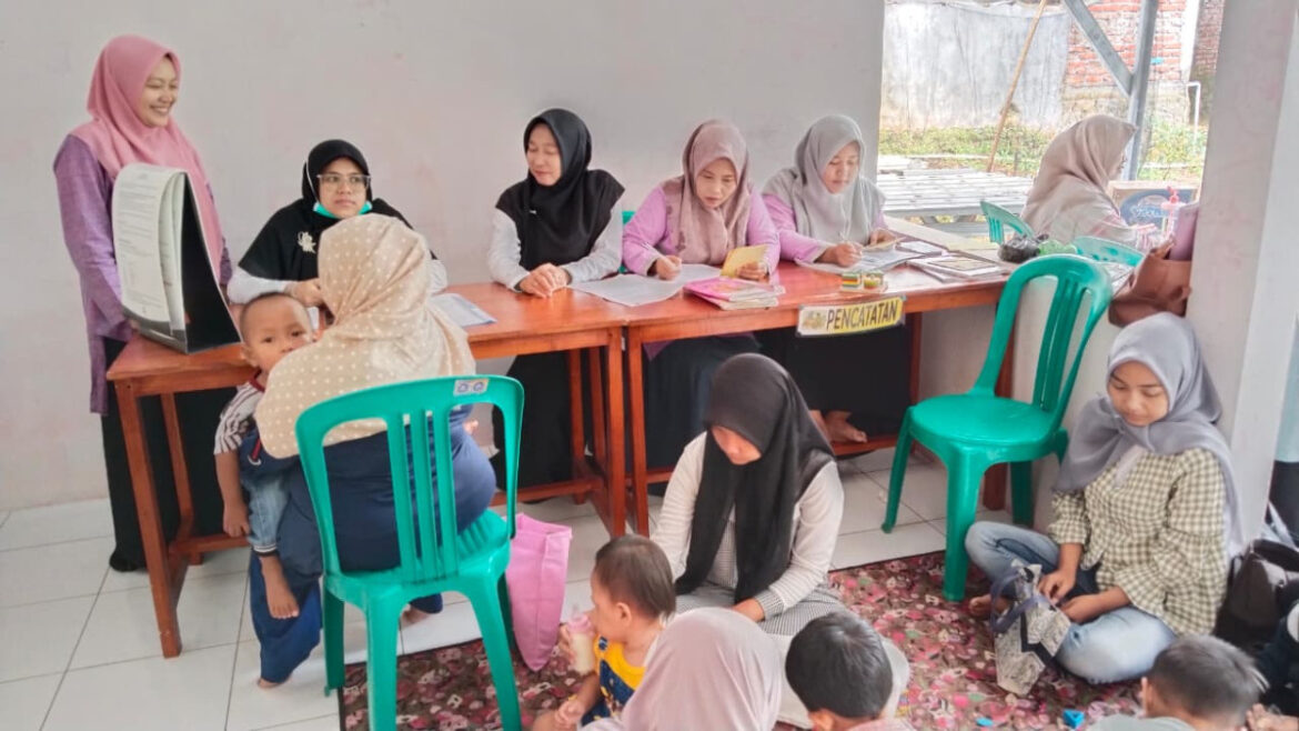 Kegigihan Kader Posyandu Desa Cibeber dalam Mewujudkan Generasi Bebas Stunting